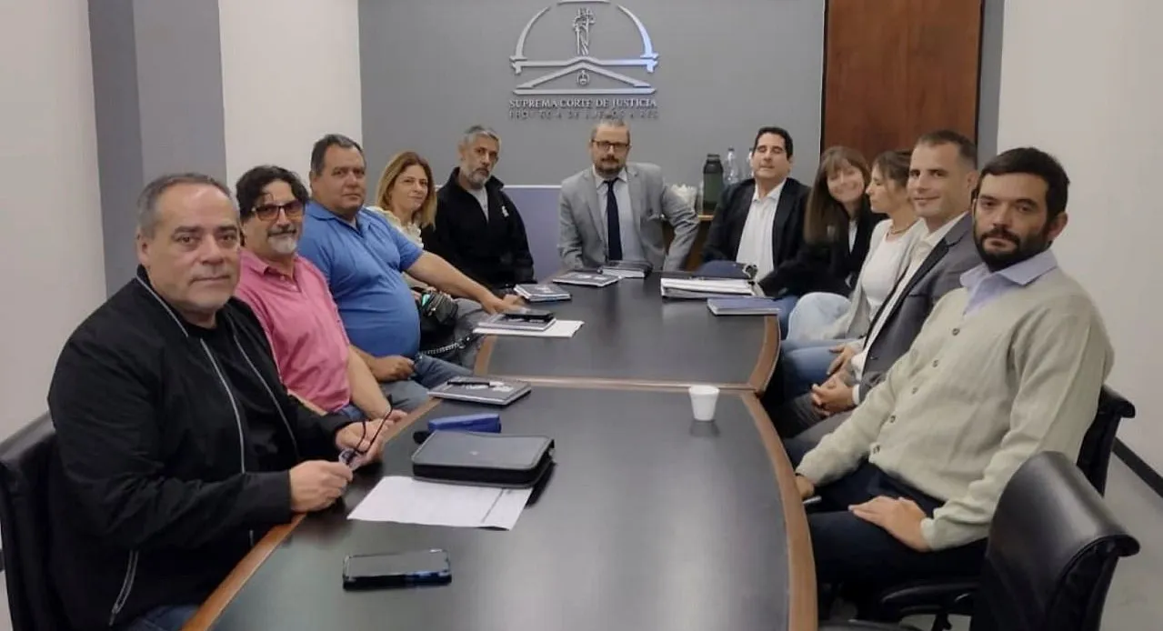 Crece el reclamo de judiciales por paritarias en Provincia