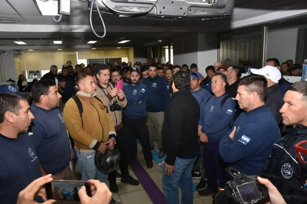 Olavarría: los despidos superan los 800 y se agrava la crisis industrial