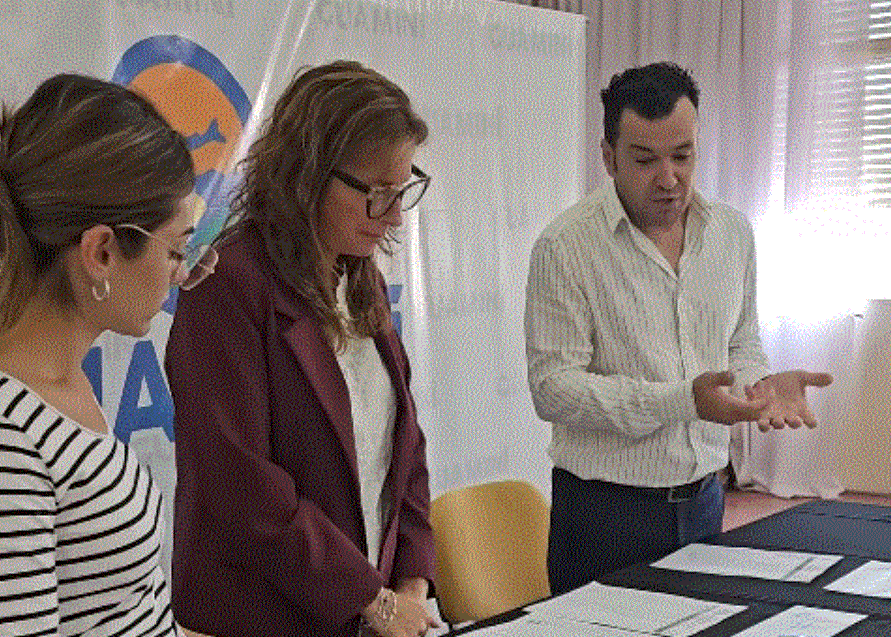 Guaminí: entrega de becas, participación en el sistema de salud y tres días de duelo por el Papa Francisco