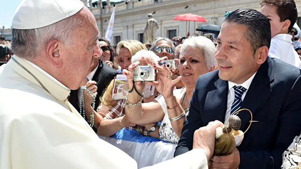 Menéndez despidió al papa Francisco: “El planeta ha perdido a uno de sus imprescindibles”