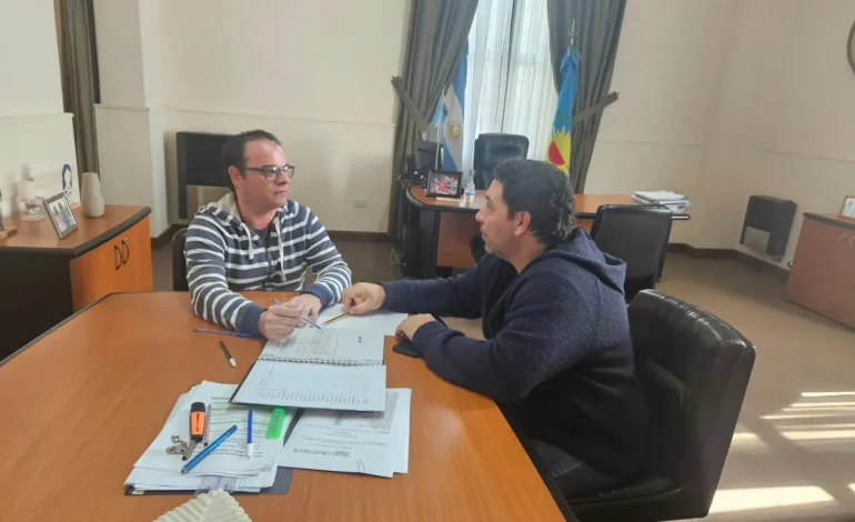General Pinto: Zavatarelli se reunió con el nuevo director de la Técnica N°1 y reafirmó su apoyo a la educación productiva