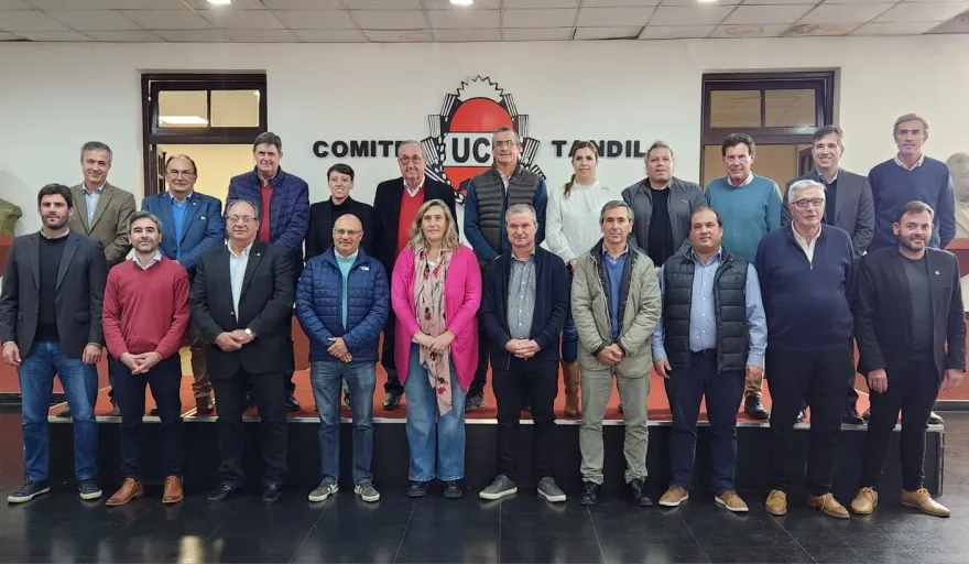 UCR bonaerense: acuerdo de cogobierno en medio de la interna y definiciones rumbo a las elecciones