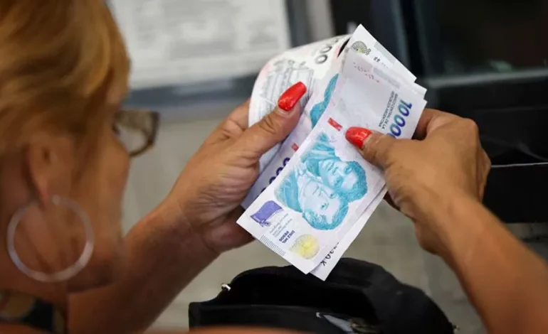 Jubilaciones: el bono de $70.000 sigue congelado y los haberes apenas suben un 1,5%