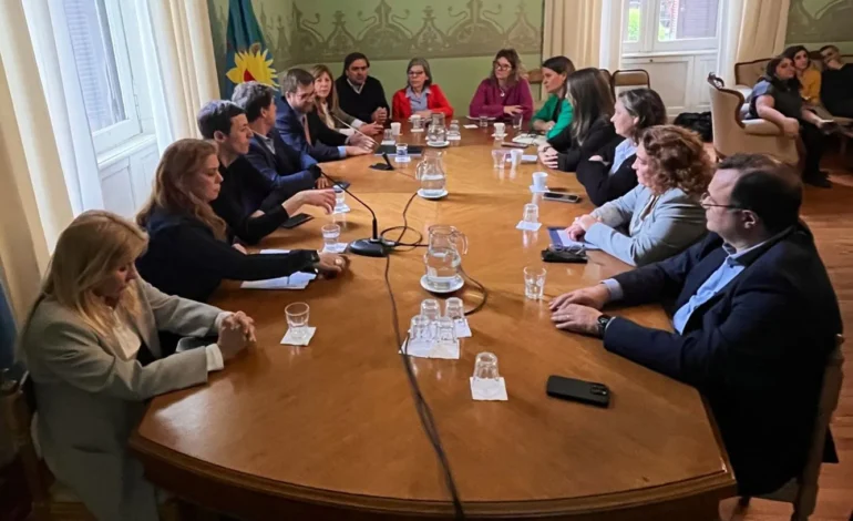 Cruces entre Kicillof y la oposición por el Presupuesto bonaerense 2026
