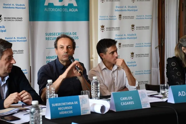 Buenos Aires bajo agua: la desesperación del campo por la peor inundación en años