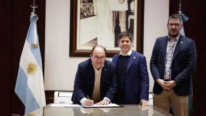 Salomón firmó con Kicillof un nuevo convenio de leasing para equipar al Municipio de Saladillo