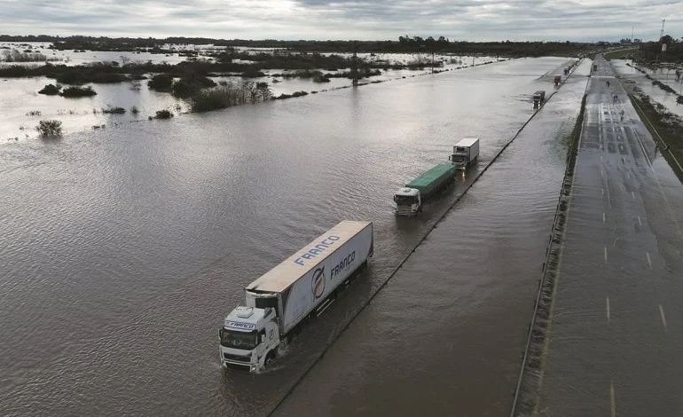 Provincia de Buenos Aires: ampliaron la emergencia agropecuaria por las inundaciones