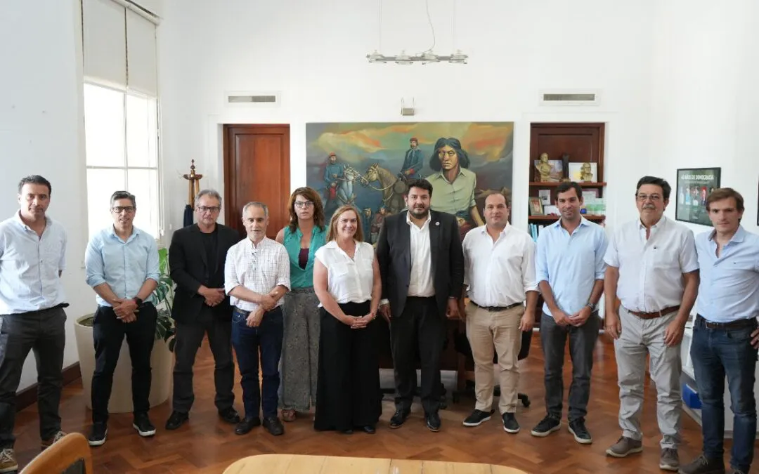 Trenque Lauquen: Recoulat y Mena avanzan en mejoras judiciales y entregaron 400 escrituras