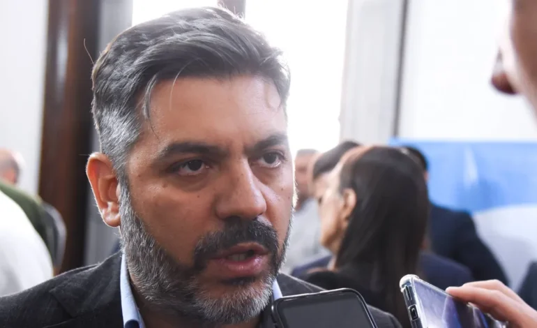 Provincia: Bianco criticó el alineamiento de Milei con Trump y advirtió por una escalada regional