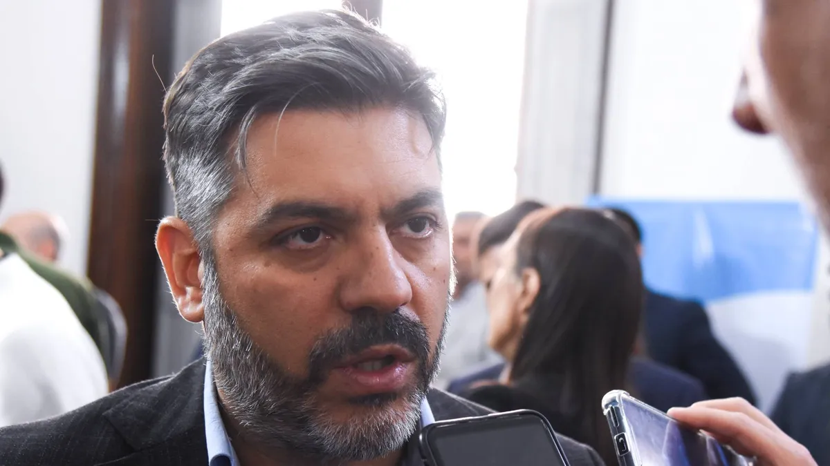 Provincia: Bianco criticó el alineamiento de Milei con Trump y advirtió por una escalada regional