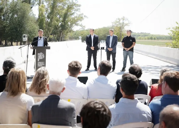 Luján: Kicillof y Boto inauguraron el puente Los Huesos, un CAPS y sumaron patrulleros