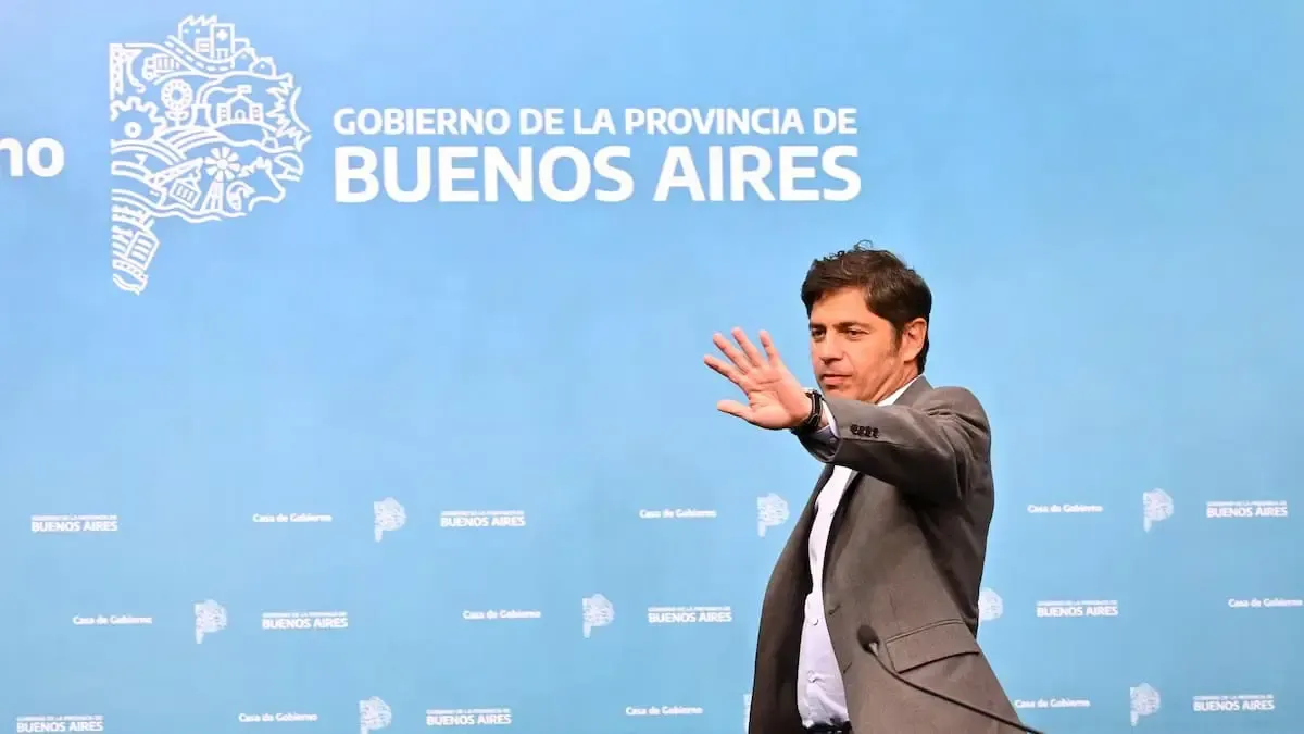 Conurbano bonaerense: una encuesta midió un mano a mano entre Kicillof y Milei