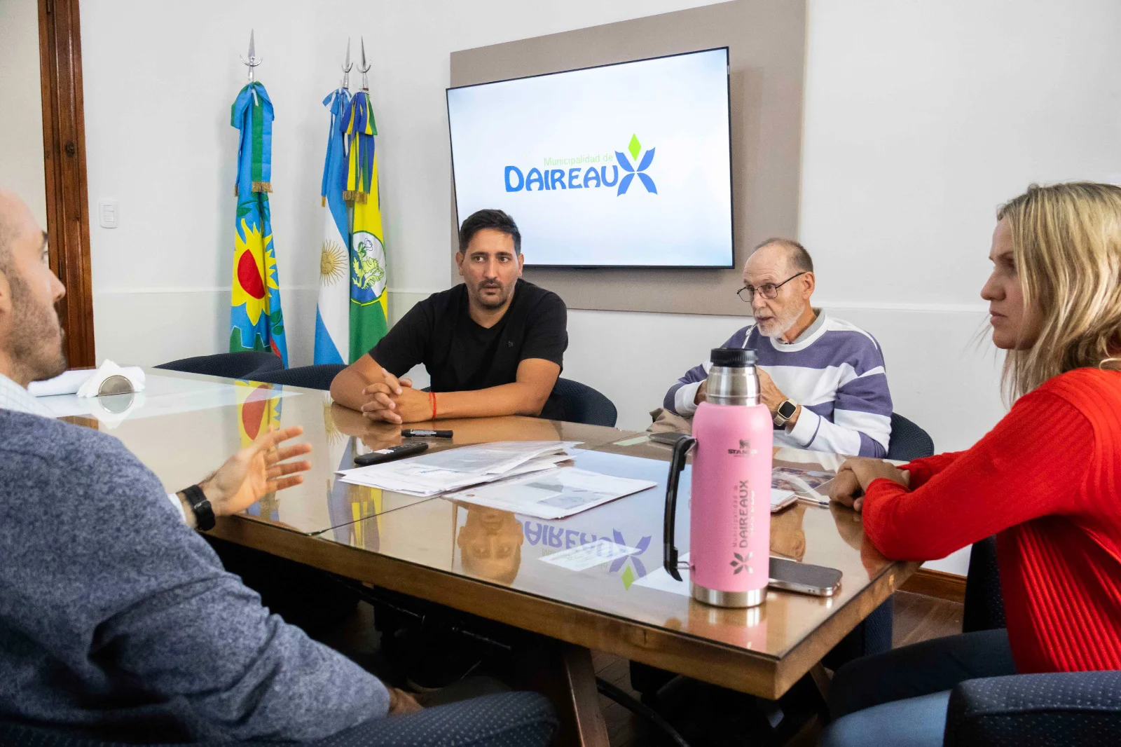 Daireaux: Serra gestionó avances para un proyecto de saneamiento hidráulico
