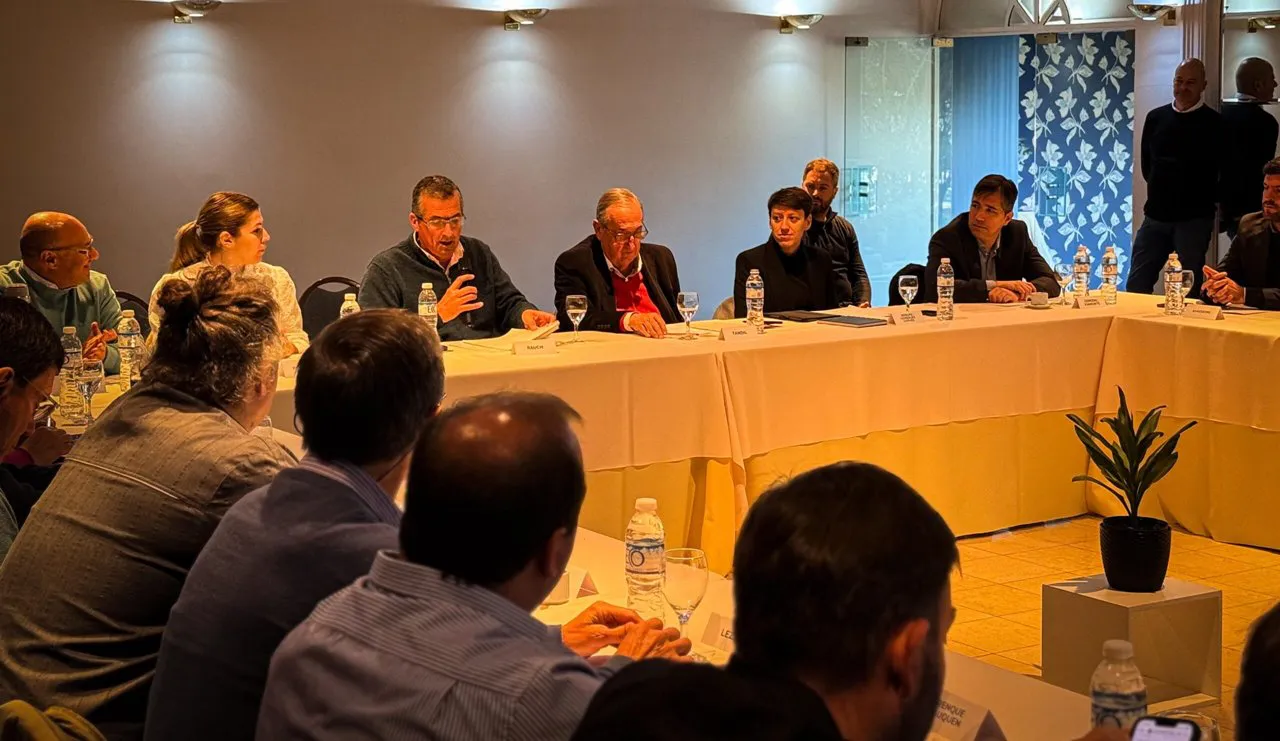 La Plata: intendentes de la UCR respaldaron a Kicillof ante Nación y exigieron respuestas por deudas y fondos