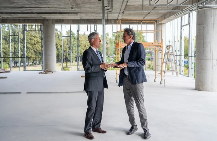 San Martín: Katopodis recorrió las obras de la nueva torre científica de la UNSAM