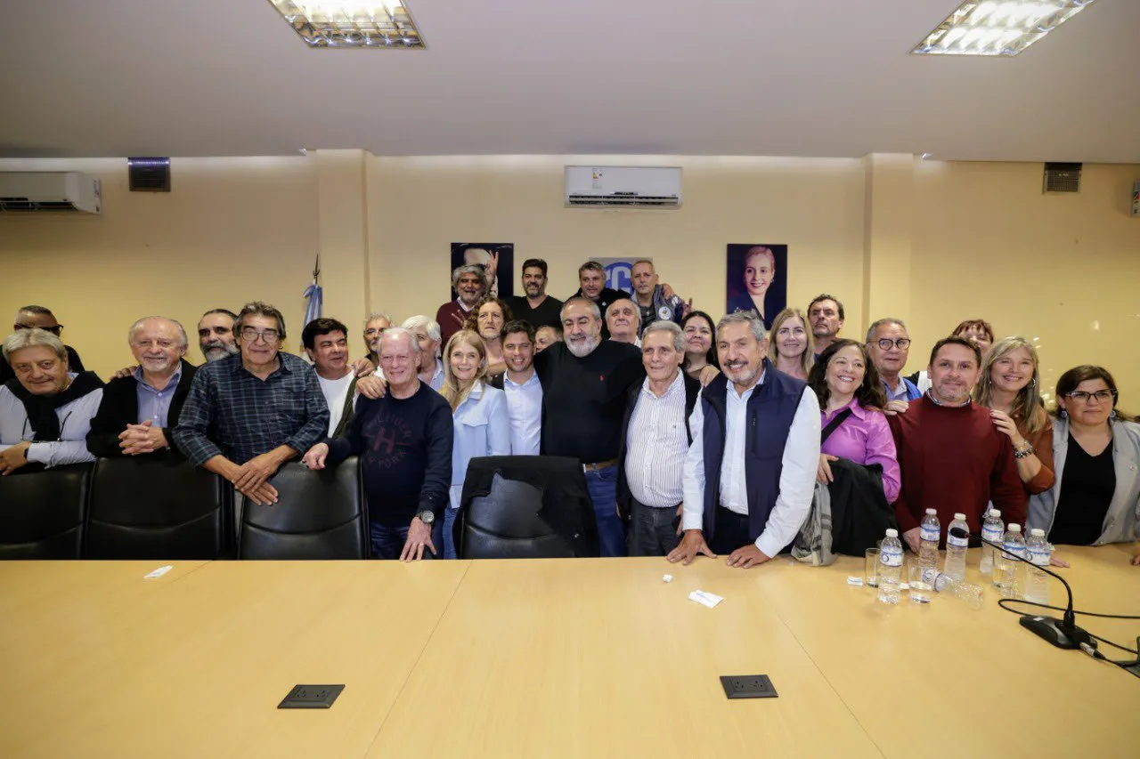 Moyano presentó un proyecto para regular el trabajo en plataformas digitales