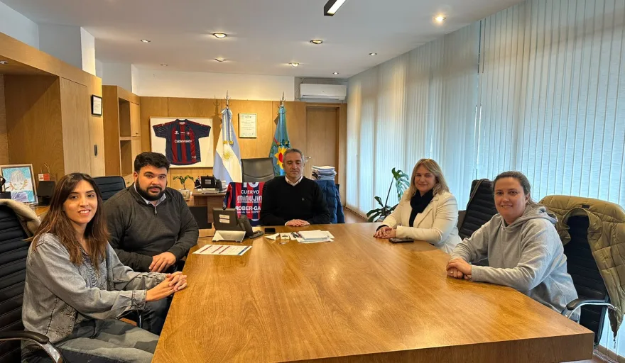General Arenales: Revilla gestionó obras y programas en reuniones con funcionarios provinciales