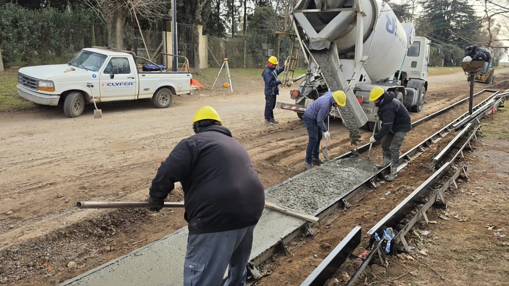 Rojas: avanzaron con obras en las avenidas Pellegrini y 25 de Mayo para mejorar dos accesos clave