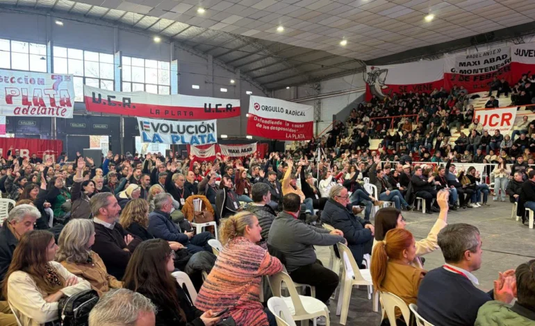 La UCR bonaerense profundiza su interna y ya pone la mira en las elecciones de 2027