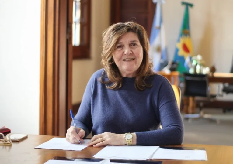 Carlos Tejedor: firmó un convenio con la UBA para ampliar la oferta de formación