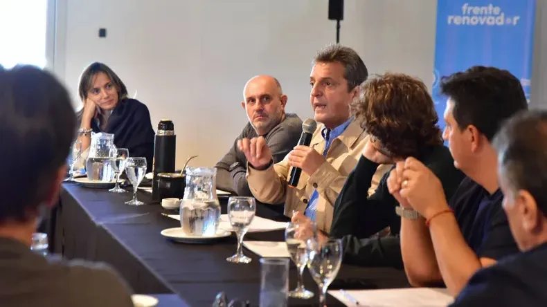 Massa reactiva el Frente Renovador y prepara la pelea por 14 municipios bonaerenses