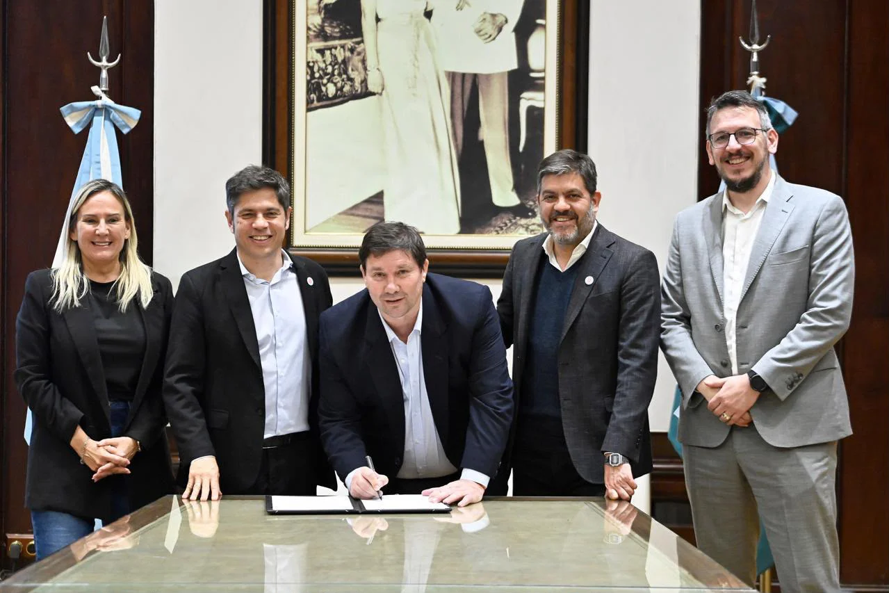 Las Flores: invertirán más de $390 millones para incorporar nueva maquinaria al Municipio