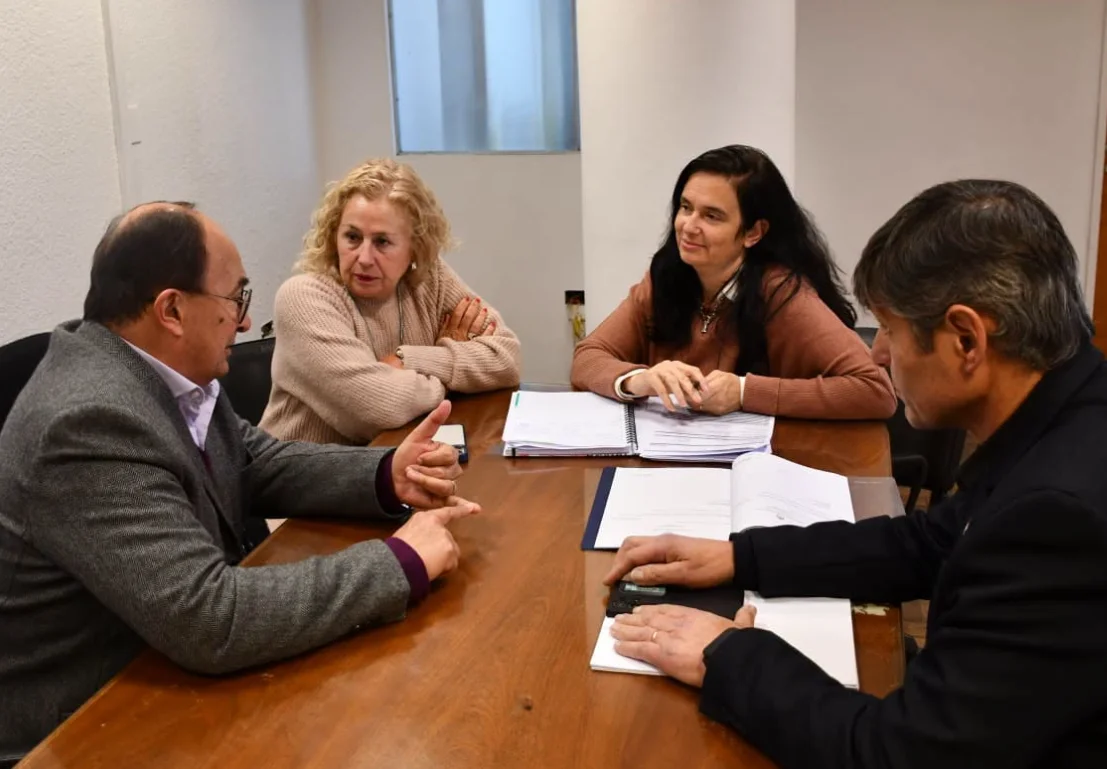 Saladillo: el Municipio gestiona con Provincia la continuidad de la planta de efluentes y el proyecto del Polideportivo