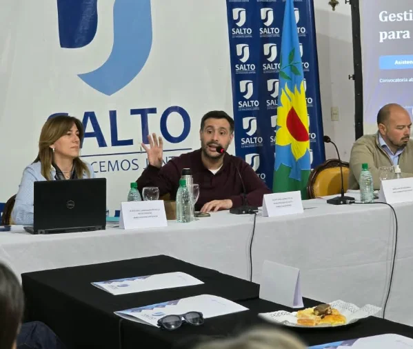 Salto: impulsan asistencia para el sector productivo y avanzan con una obra de desagües pluviales